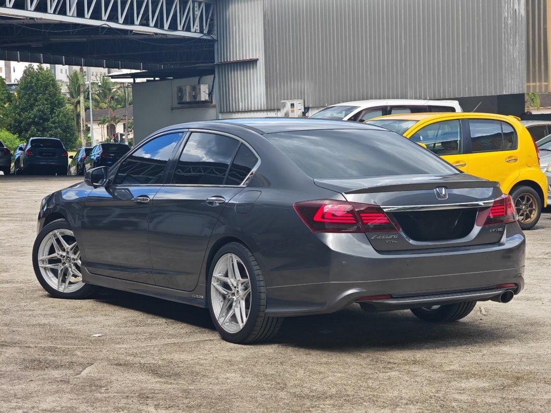 Honda Accord 2.0 VTIL 2015 Auto